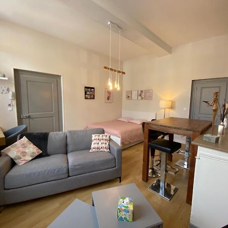 Studio Papillon En Plein Coeur De Ville Saint-Omer  Exterior photo